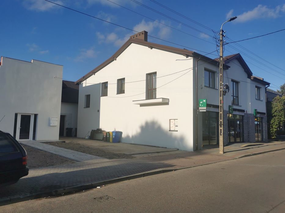 Sprzedam lokal użytkowy z mieszkaniem 120 m2