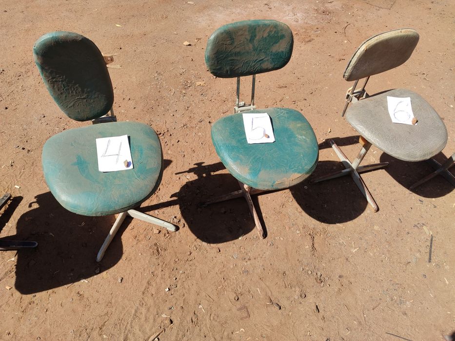 Продам вращающийся стул для мастерской,гаража