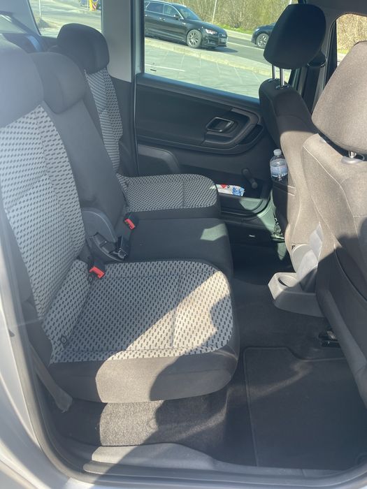 Автомобіль skoda roomster