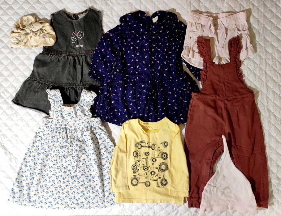 Пакет літніх речей на дівчинку 86 розміру