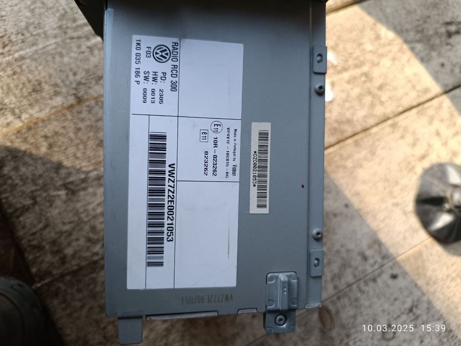 Штатна оригінальна магнітола RCD 300