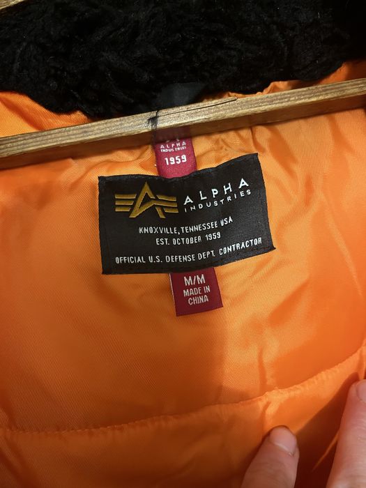 Чорна парка для чоловіків від Alpha Industries  Slim Fit