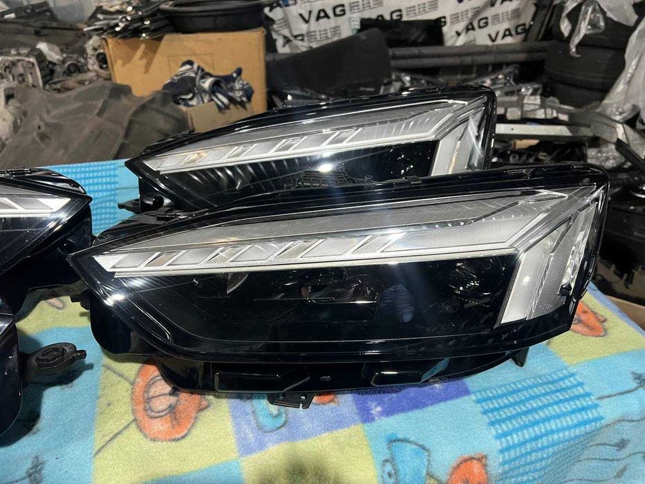 Матрица Фары Audi A5 ЛЕД MATRIX Ауди А5 Фонари Ауди А5 Фара Фари