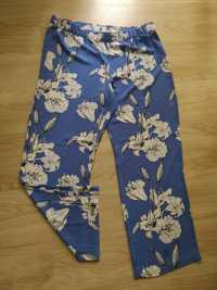 Niebieskie spodnie w kwiatki Cubus rozmiar 42