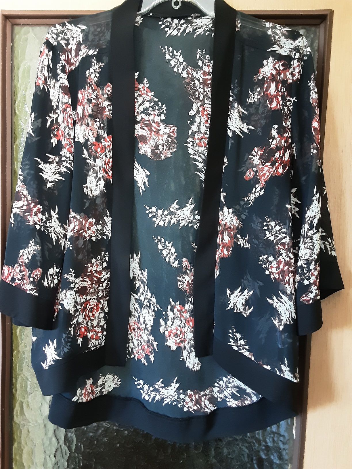 Bolerko,narzutka elegancka damska