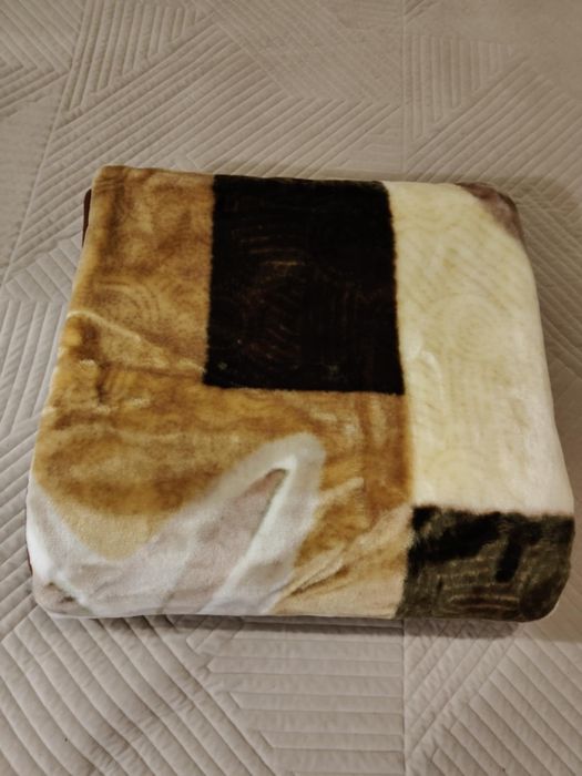 Koc Elway akryl 160x210 muszelki brązowe