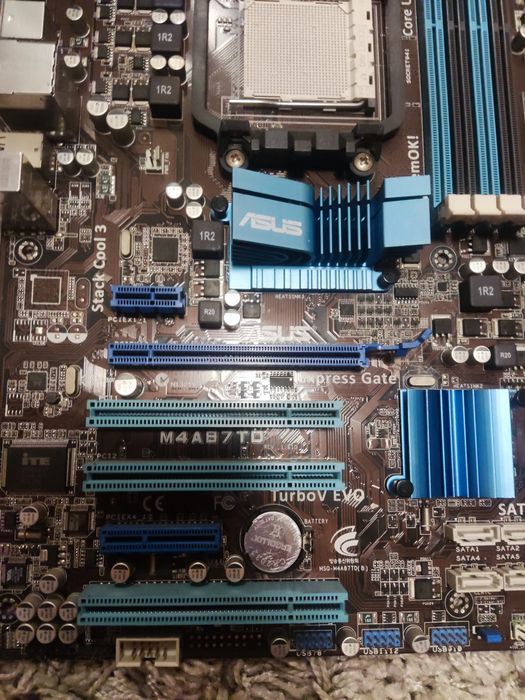 Материнская плата Asus M4A87TD socket AM3