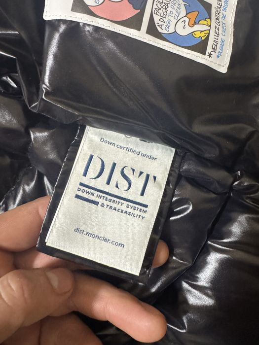 Пуховик Moncler
