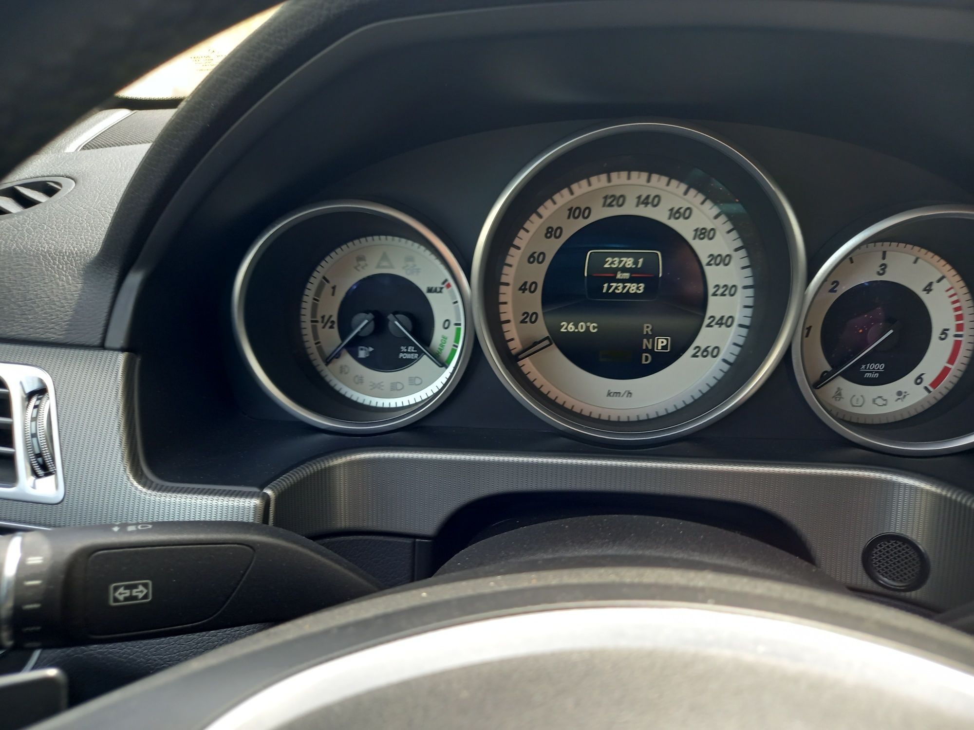 Mercedes Benz E300 CDI BLUETEC HYBRID AVANTGARDE