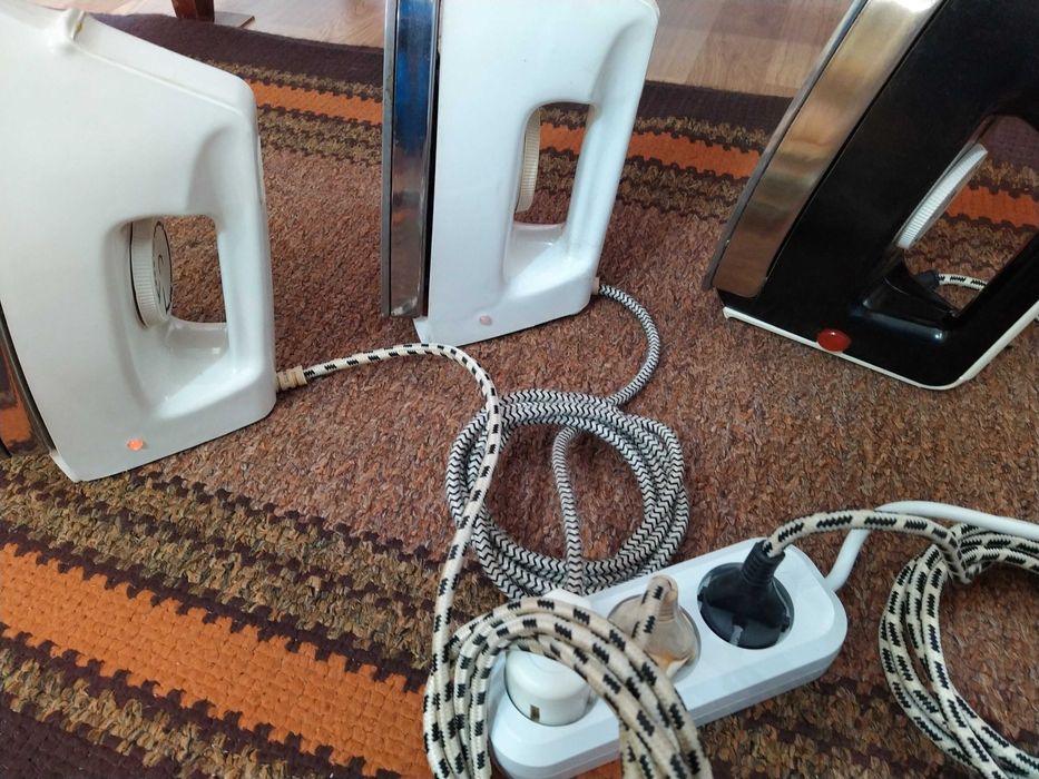 Утюг, б.у , тяжелый !!!