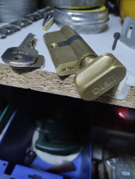 Wkładki zamka do drzwi