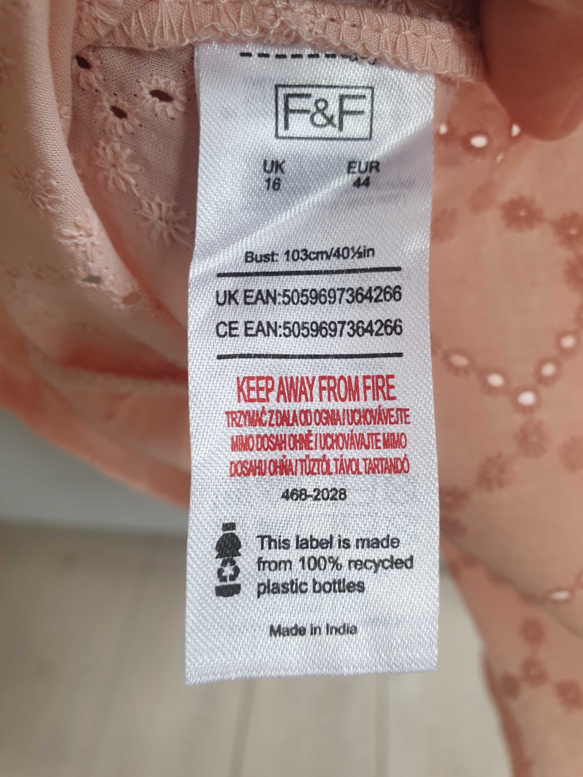 Różowa haftowana bluzka z falbankami pudrowy róż 44 F&F