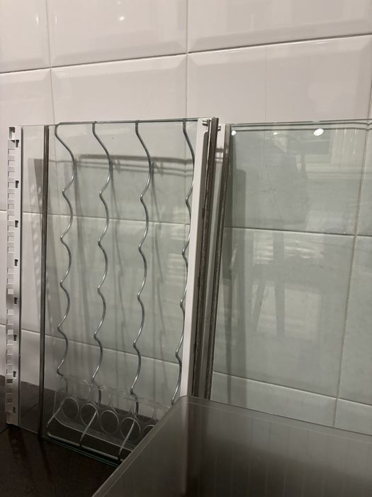 Prateleiras e gavetas frigorifico Siemens