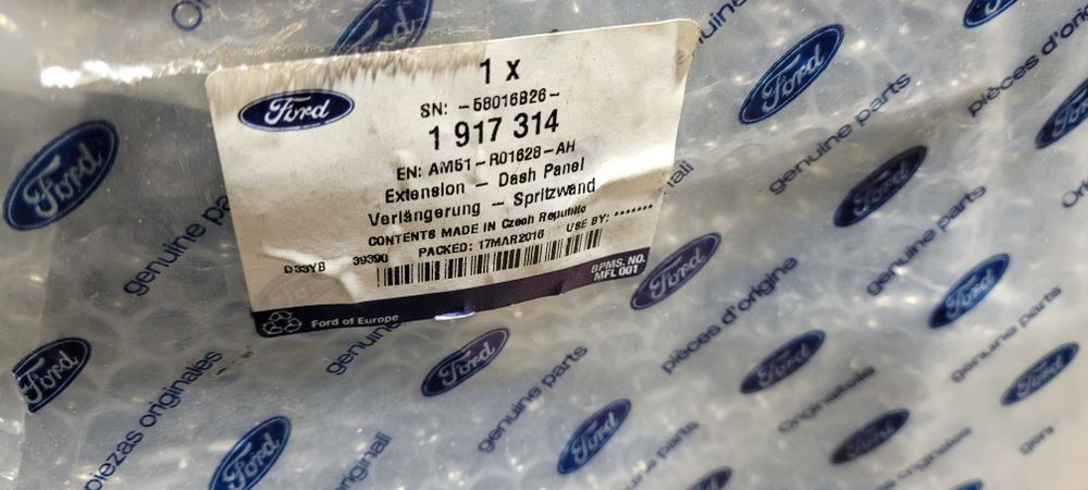 Podszybie dolne ford c-max II nowe oryginał OE
