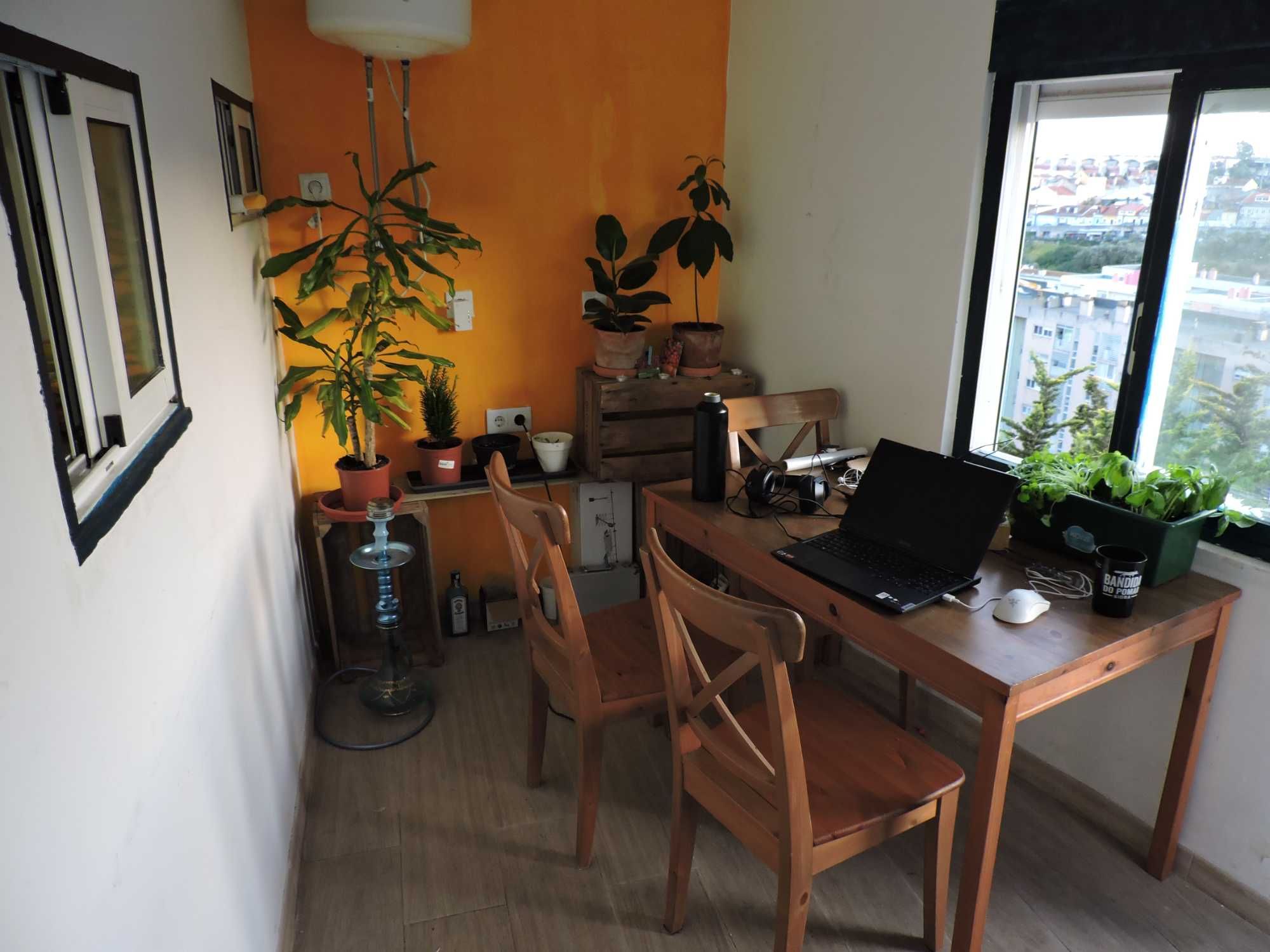 Mesa para Interior em Madeira