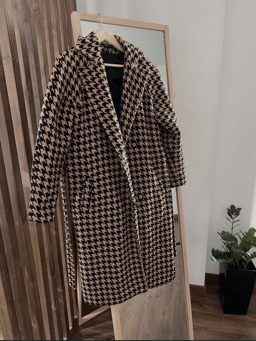 Пальто  утеплене