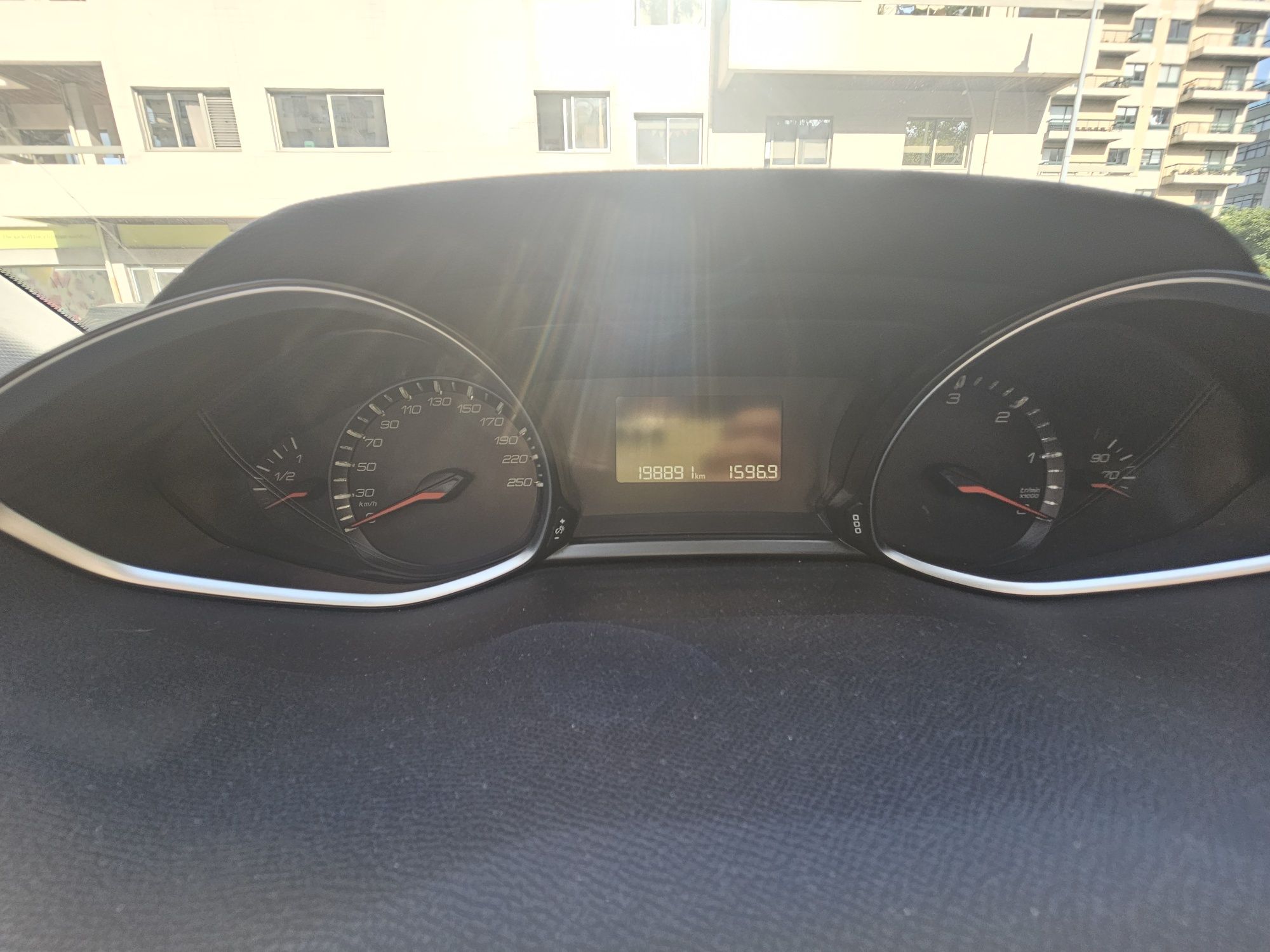 Peugeot 308sw 1.6 bluehdi allure