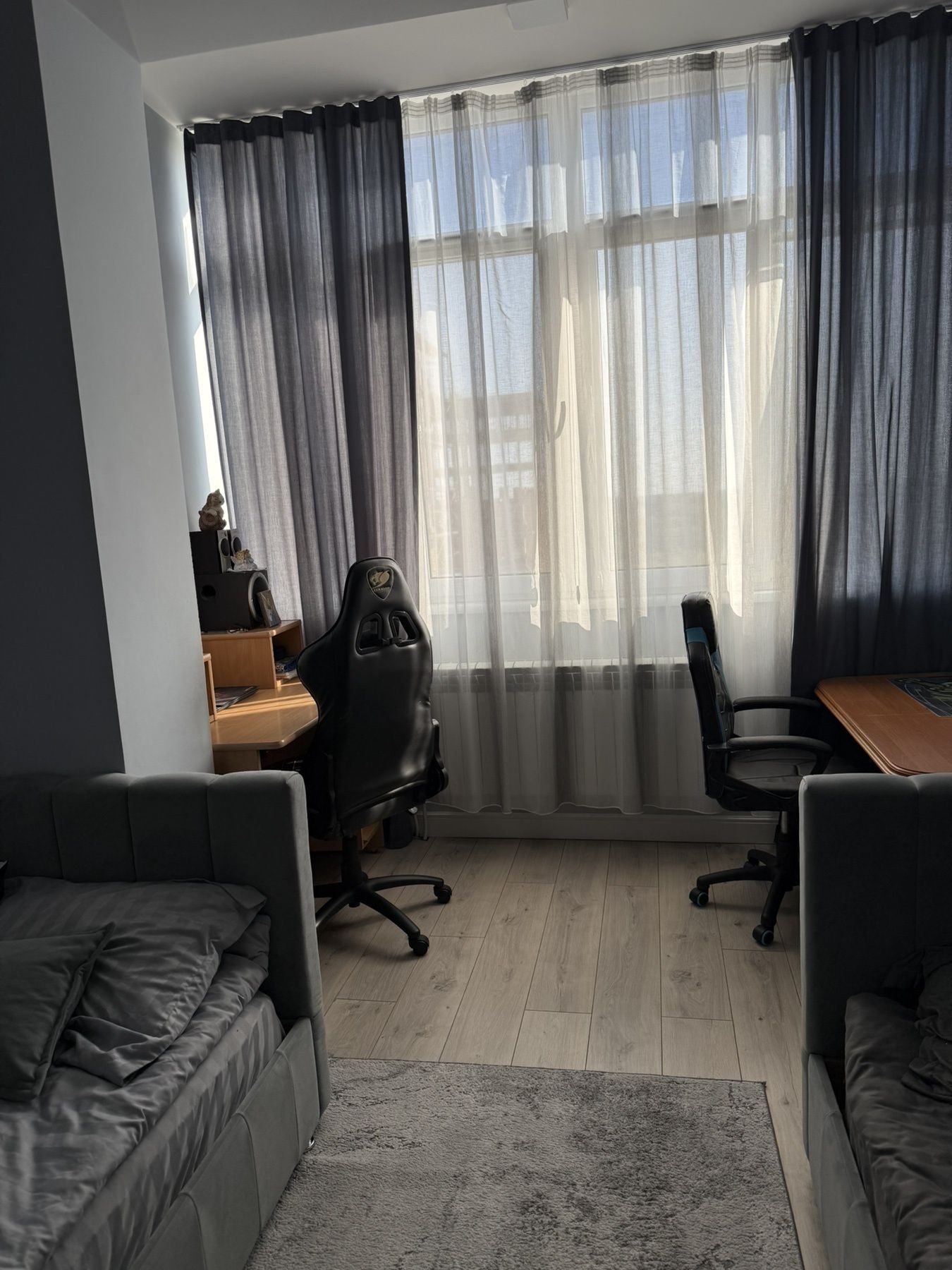 Продам 2-х кімн. квартиру у пр. Парковий