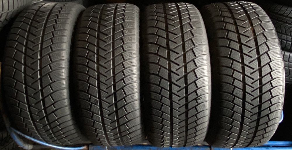 255/50/19 R19 Michelin Latitude Alpin 4шт