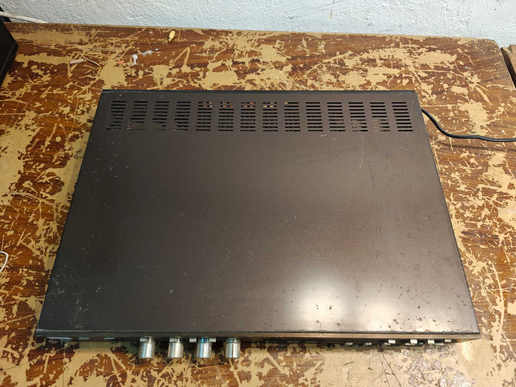 Wzmacniacz Grundig SR- 1000