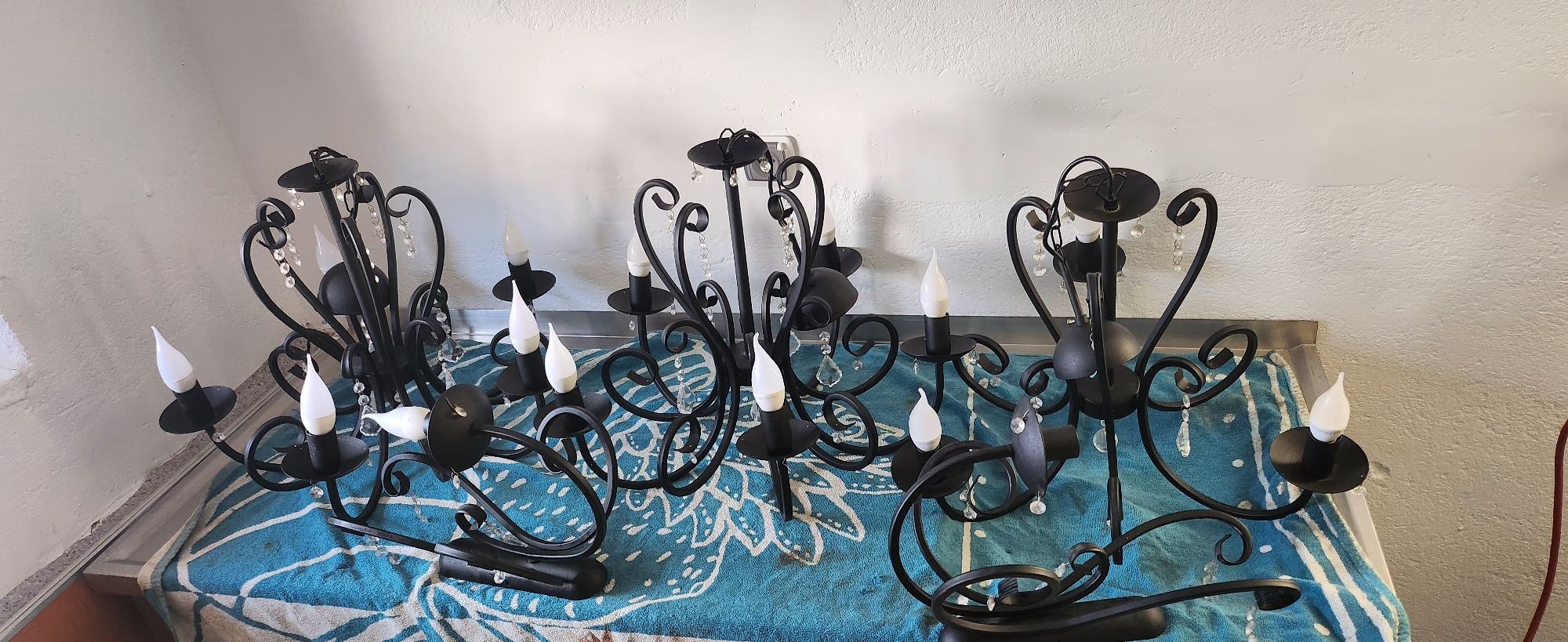 Zestaw lamp świecznikowych