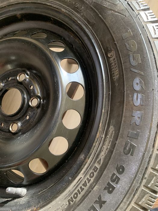 Зимні шини 195/65 R15 Nokian Nordman RS2 на дисах, колеса, диски, шини
