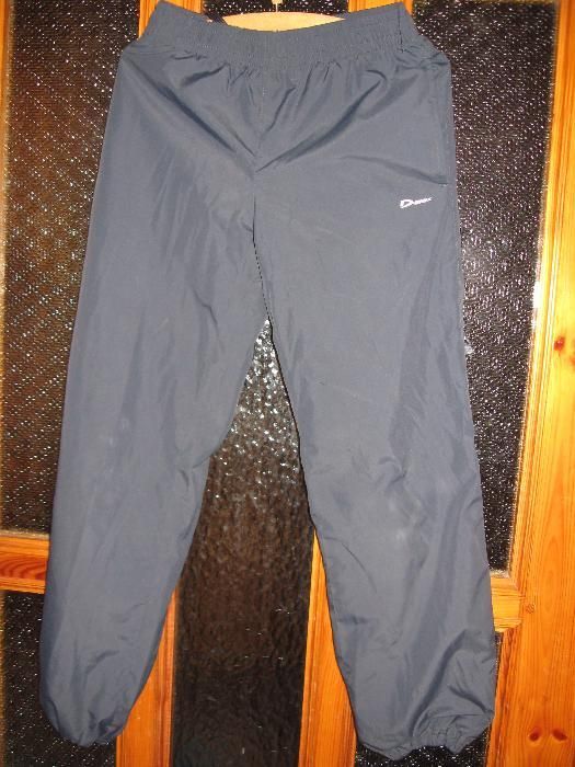 Костюм спортивный (брюки и мастерка)