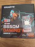 Материнская плата gigabyte b650 gaming WI-FI  s-AM5 B650+ryzen 5 7500f