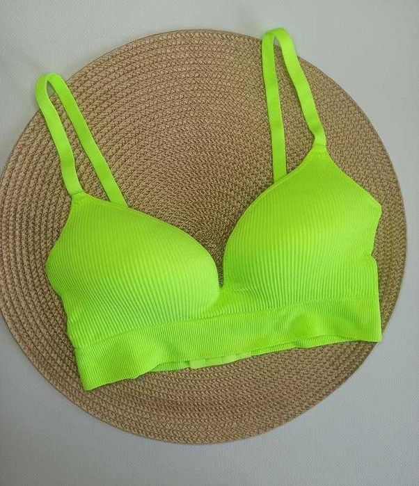 Biustonosz bezszwowy bez fiszbin