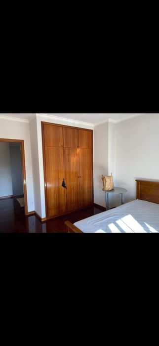 Portas de madeira maciça