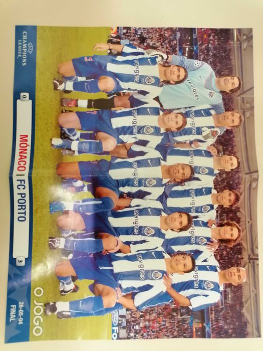 Bola oficial 1996 do FCP assinada pelos jogadores