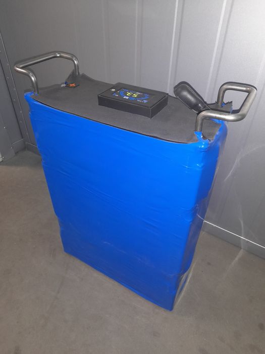 Акумуляторна  збірка Li-ion 48V  9kW  з BMS платою