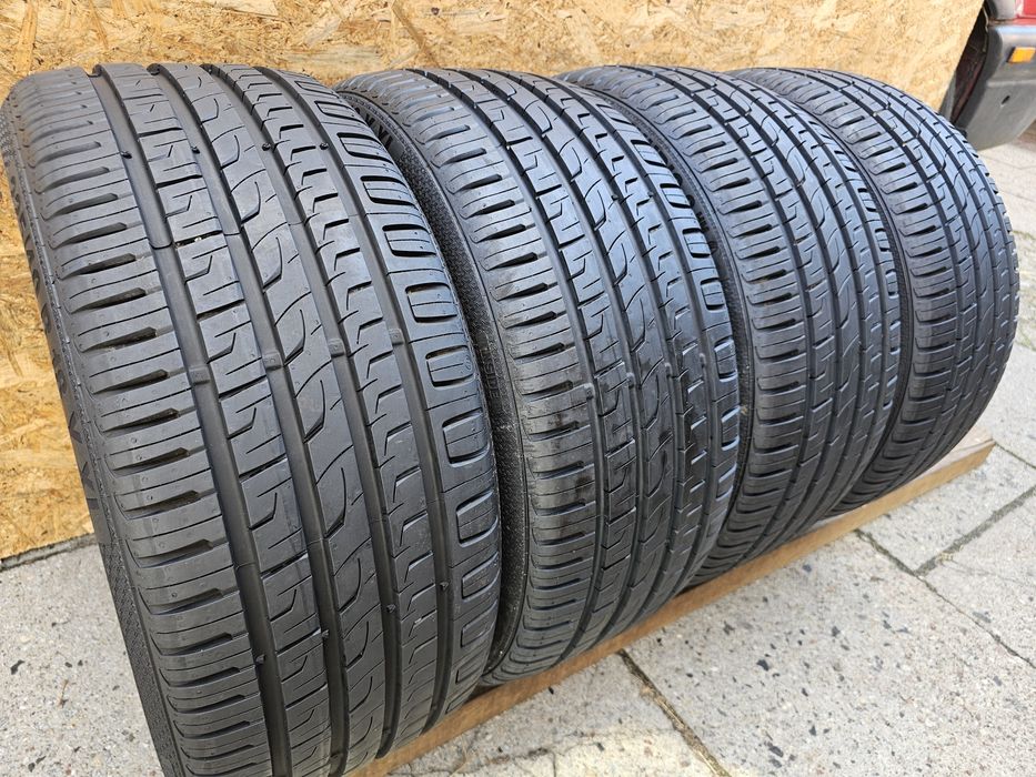 Nowe!!  DEMO. 225/40 r18 Barum Bravuris 3HM.  2025r.