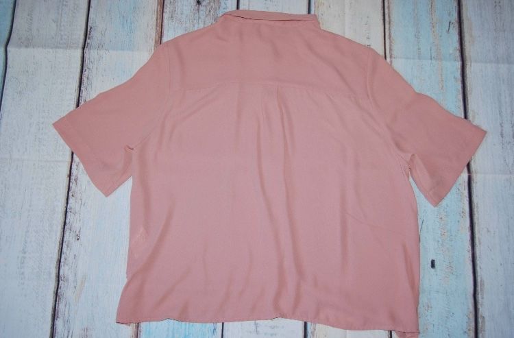 Airy H&M shirt, size 42 XL