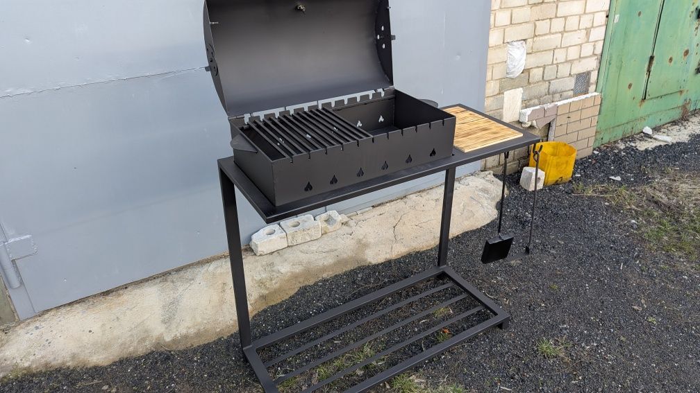 Мангал стаціонарний на 11 шампурів 4 мм на дачу BBQ мангал с кришкой