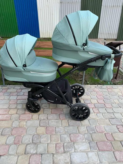 Терміново!!! Дешево!!! Дитяча коляска для двійні (погодок)