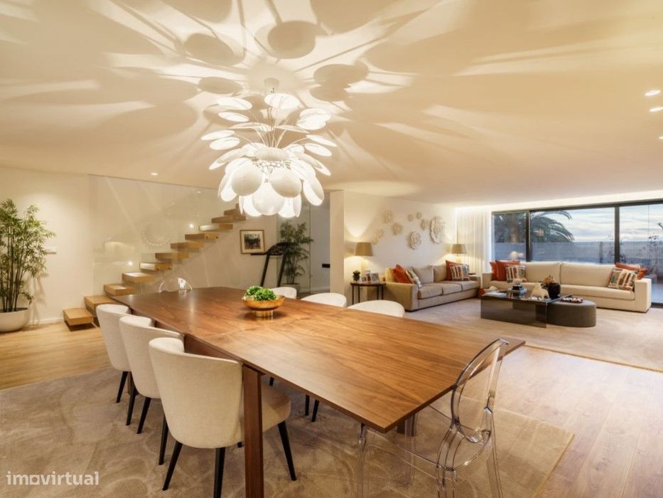 Moradia V4+1 com piscina em Nogueiró