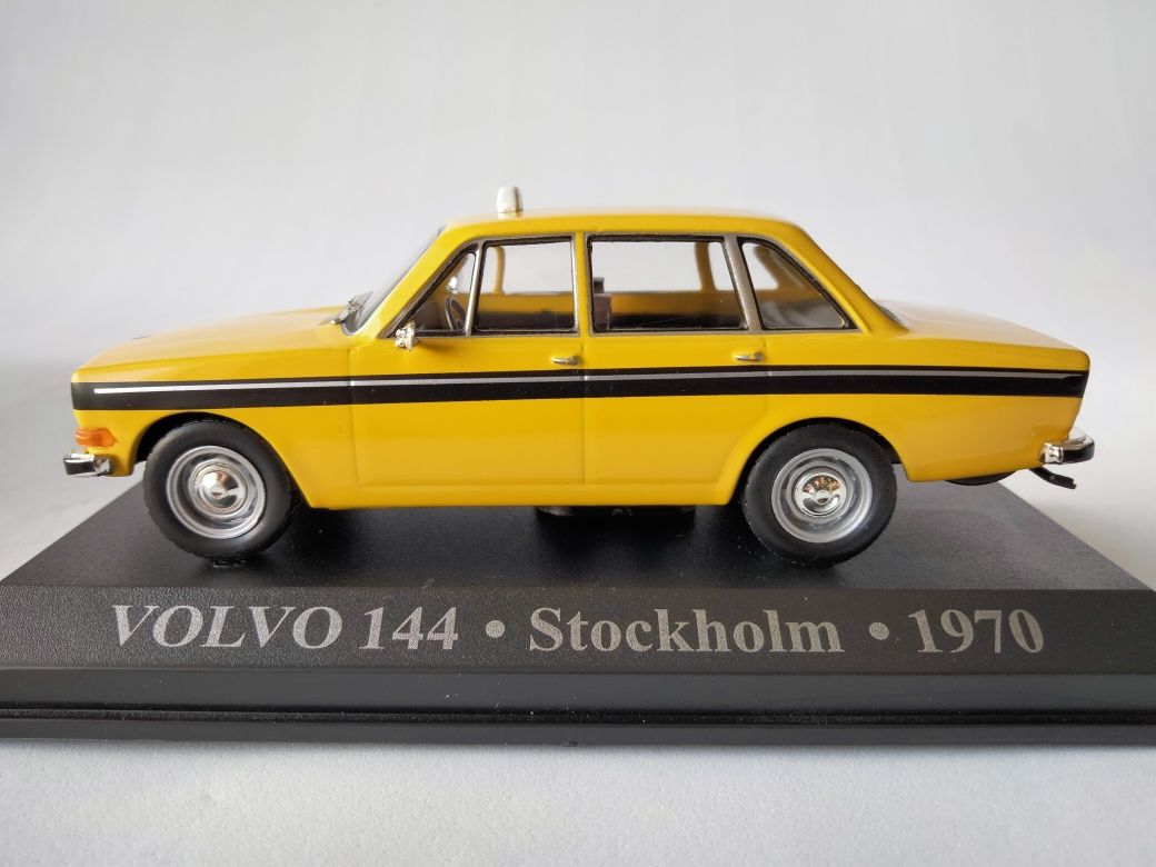 1/43 Volvo 144 - Stockholm (1970)