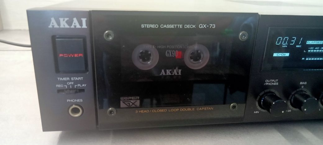 Akai GX-73 кассетная дека