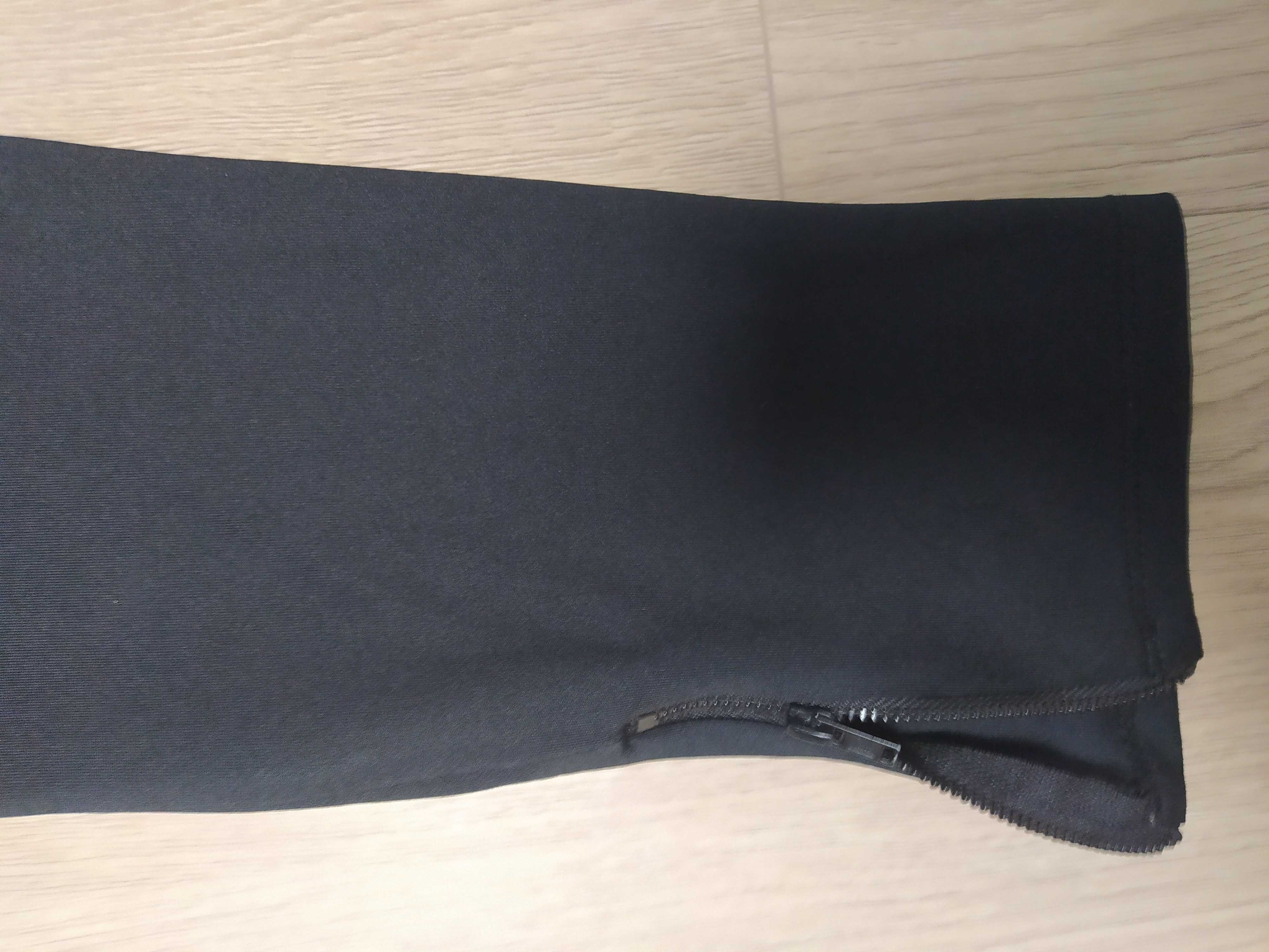 Spodnie cygaretki Guess czarne 36