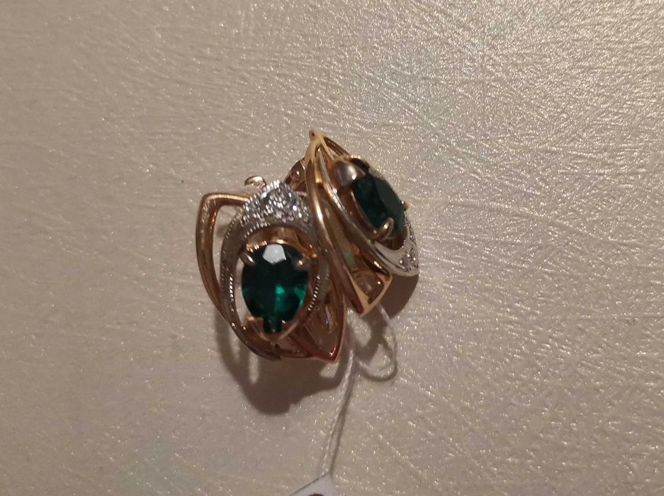 Сережки с діамантами