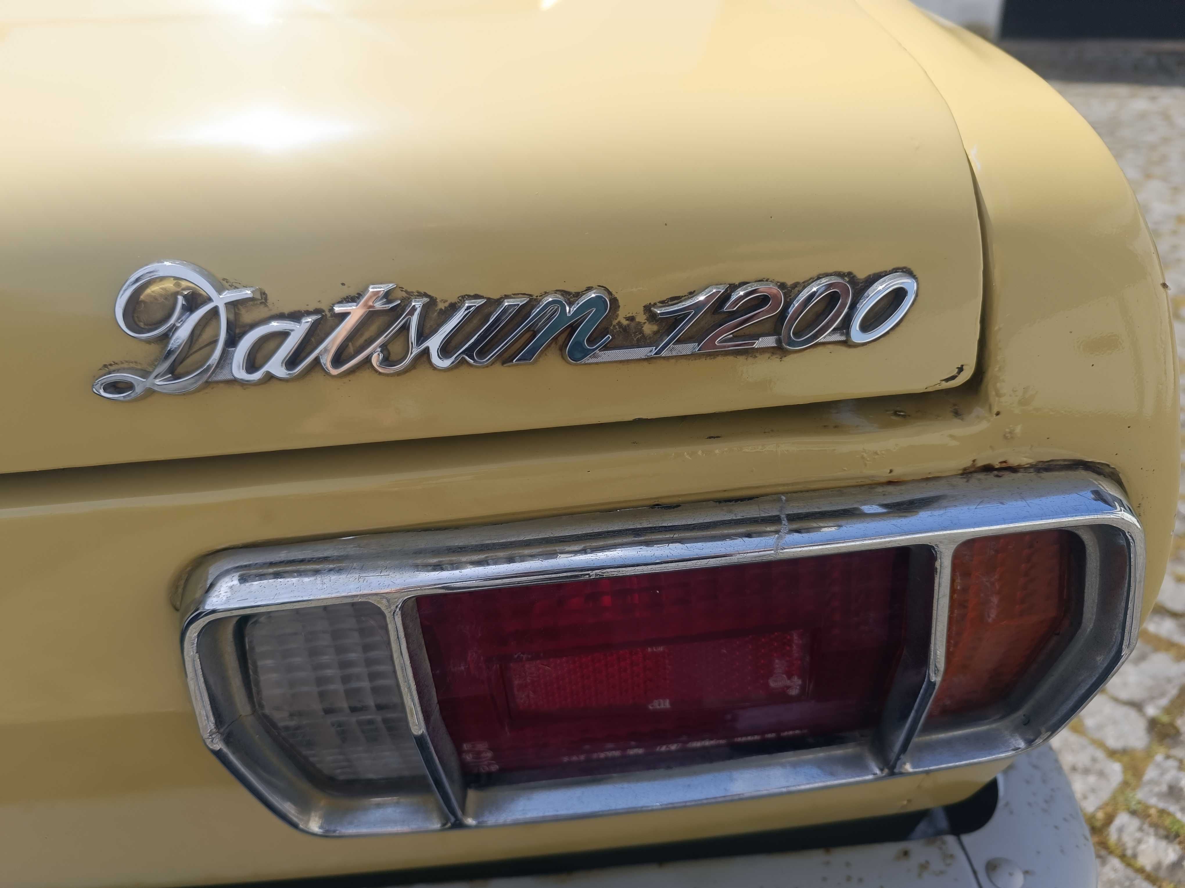 Datsun 1200 Deluxe