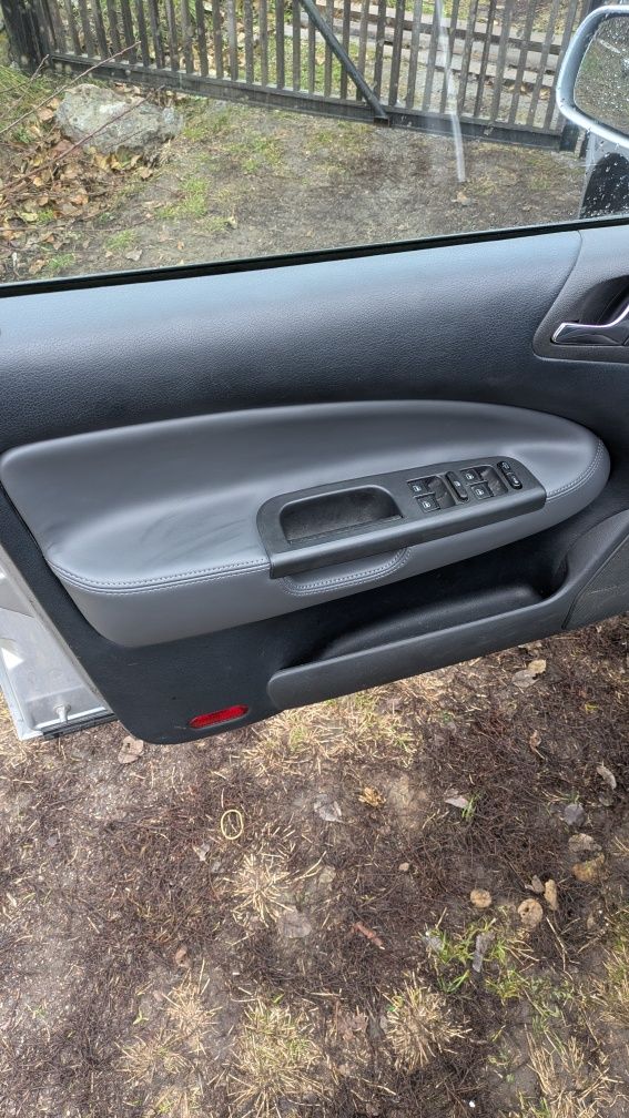 Продам вставки карти шкода Октавія тур ліфтбек універсал