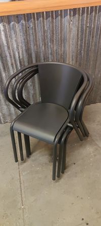 Cadeira de esplanada em ferro