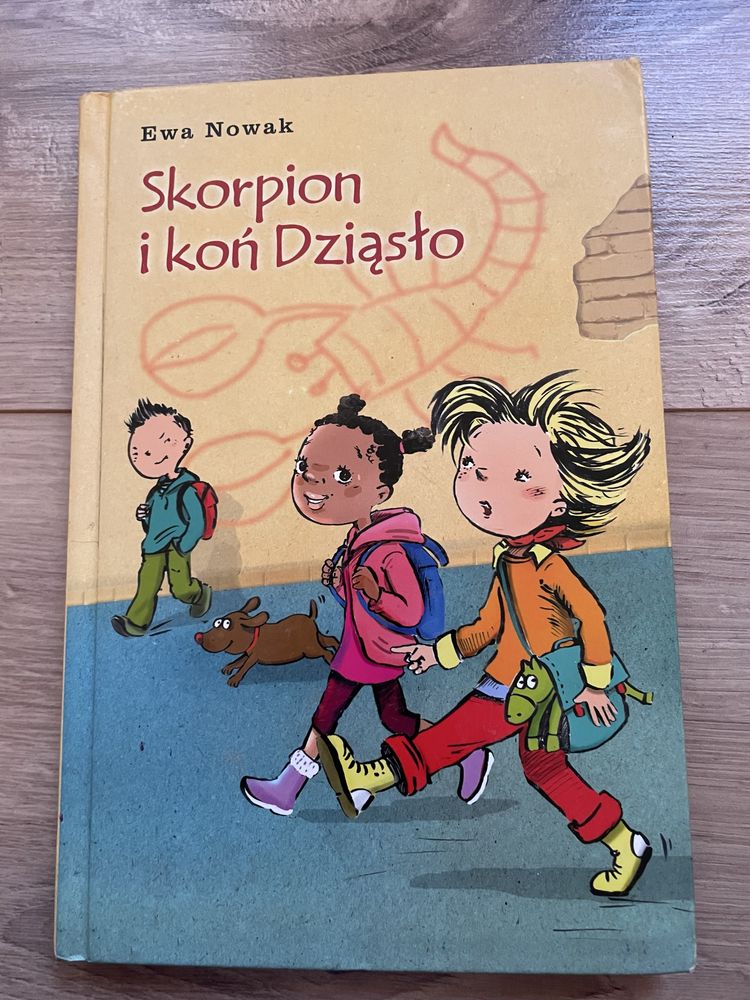 „Skorpion i koń Dziąsło”-Ewa Nowak