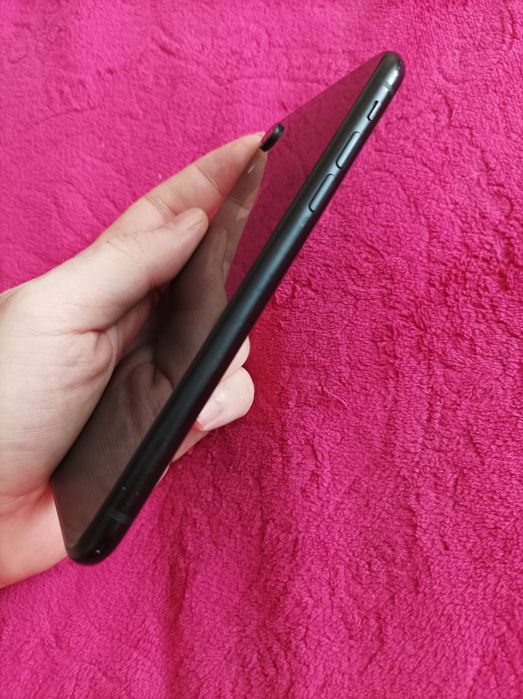 iPhone Xr 64gb. Айфон 10р.