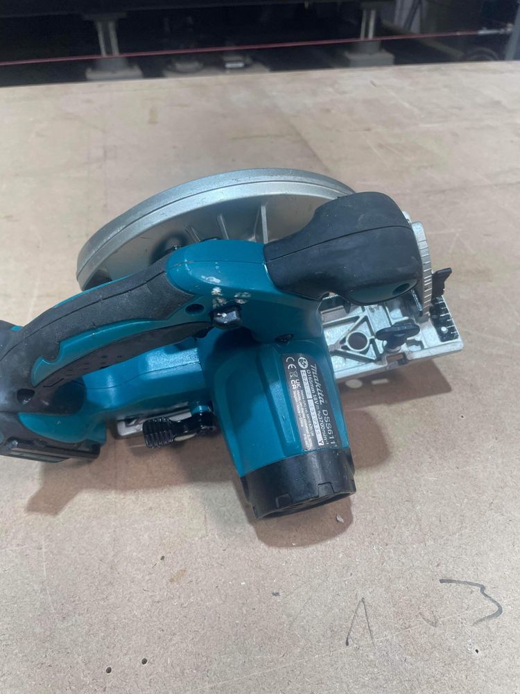 Makita dss611 rok produkcji 2021