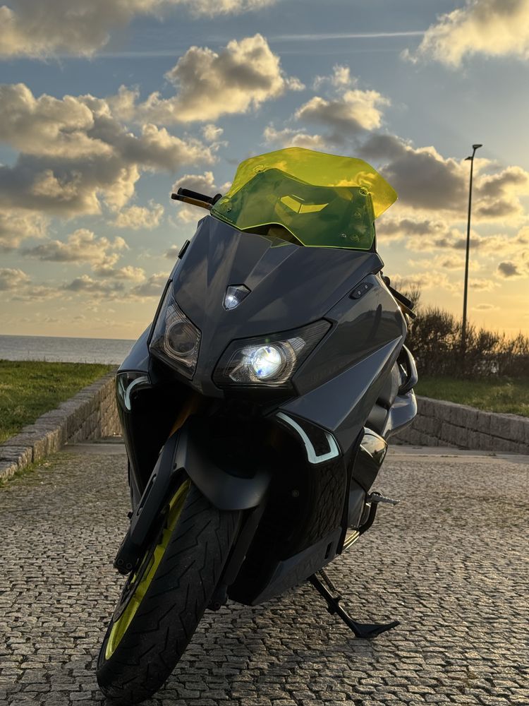 Vendo Yamaha Tmax 530