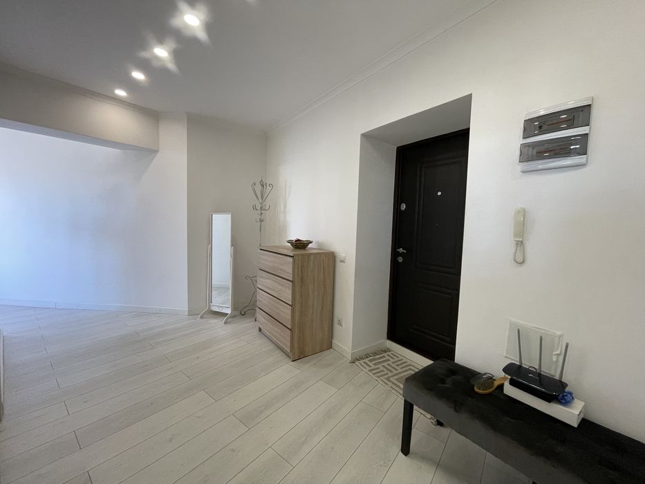 ЦЕНТР!Продаж простороі та світлої 2 кім квартири!