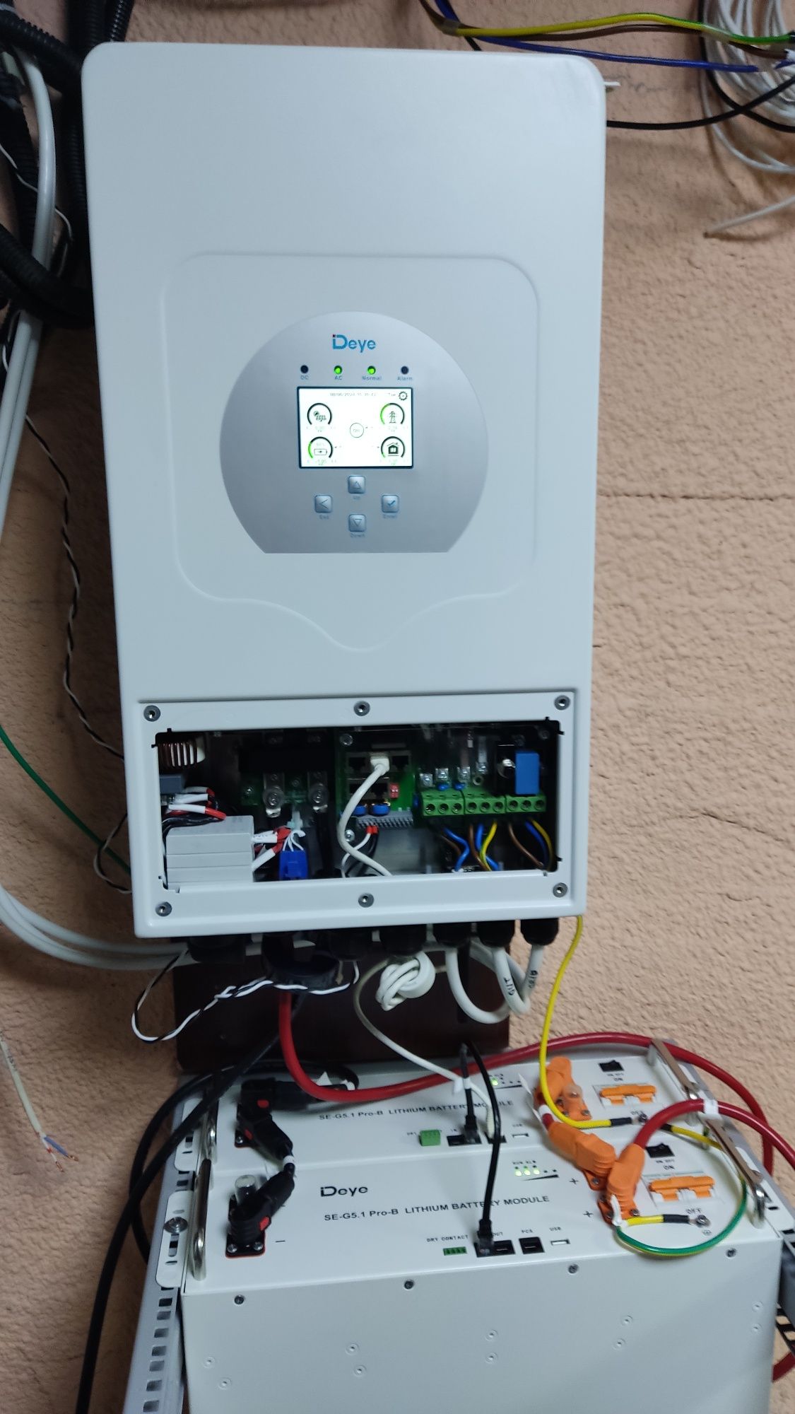 Гібридний інвертор сонячний в наявності Deye SUN-05K-SG03LP1-EU 5 кВт